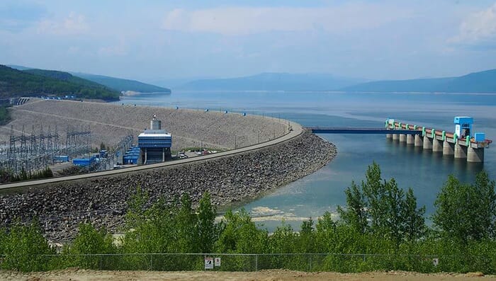 WAC Bennett Dam