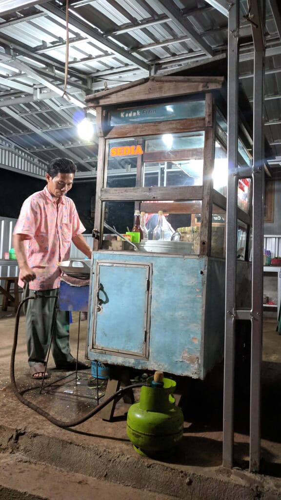 Nasi Goreng Tegal Enak dan Murah Di Mijen Semarang, Cuma 10 Ribu